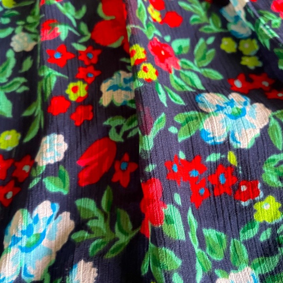 Anervrombie & Fitch Floral Mini Skater Skirt - Picture 2 of 2